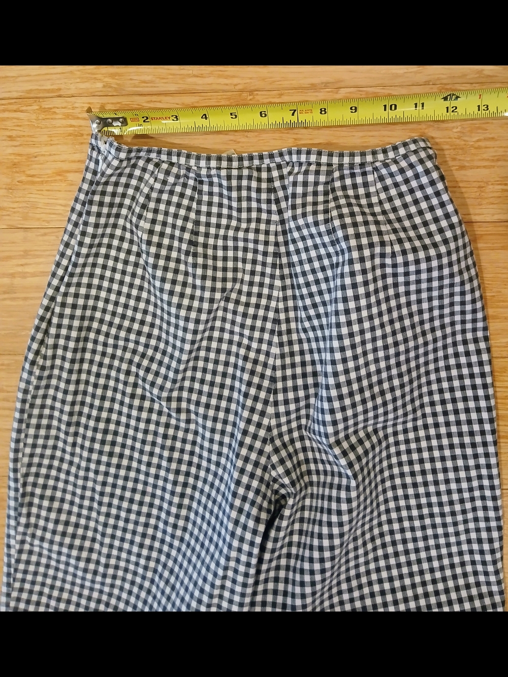 Womans St Johns Bay Size 10 Slim Fit Black and White Gingham Pants